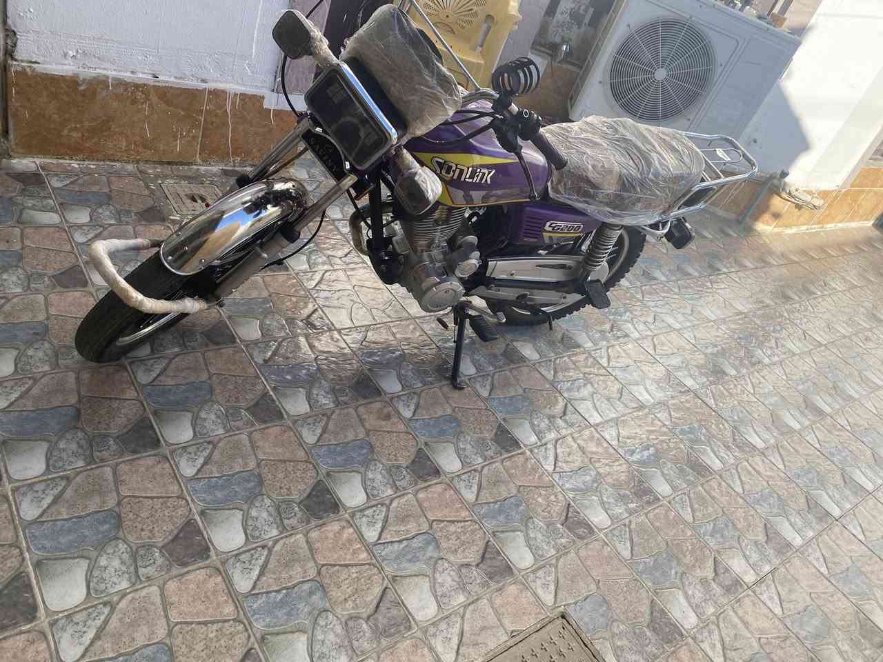 سلام عليكم يراني للبيع موديل 2024
السعر 750

الشراي يتصل ***********
