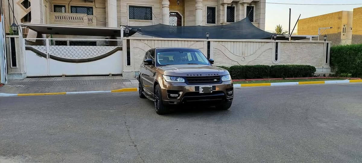 السلام عليكم للبيع او مراوس رانج روفر سبورت وارد الماني ضمان دولي موديل 2014 سته سلندر سوبر سياره جاهزه وسيرفس كامل اصلي يعني اترايك وين متريد صبغ دعاميات وشبر بين الباب والجاملغ الخلفي السياره صفر مسج بدون اي عطل هزه جديده كامله من كل النواحي
المواصفات 

بيبان شفط 
ثلاجه 
شفتات ستيرن 
جكات 
زنون بلادي و دينامك 
جلد لون بيجي 
تدفئة وتبريد كشنات 
رادارات جانبي وامامي 
خمس كامرات 
اربع وضعيات قياده 
بانوراما 
وبعد هواي مواصفات الرانج معروفه 
ترهم بيع وترهم مراوس الرقم
*********** واتساب
*********** اتصال
عنوان السيارة بغداد الكرخ

