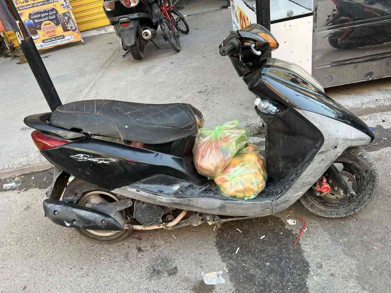 للبيع بريز نكره سلف مكينه شاد الها رمبه خير من الله خرسه قفل 400 عنوان اعظميه شراي يتصل ***********
