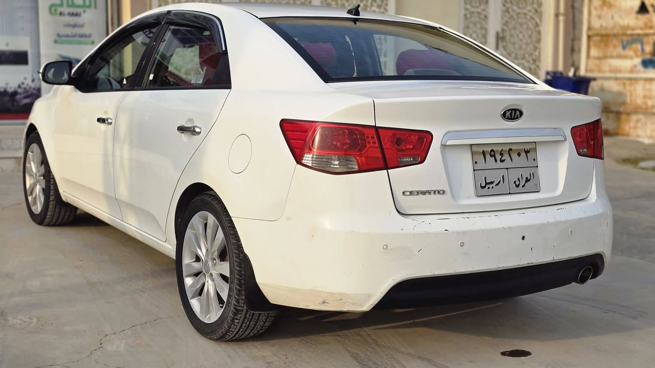 السلام عليكم 
سيراتو ٢٠١١ خليجي 
بنيد مبدل و ثلاث مكانات رش صبغ 
السعر ٩٠ .. مكاني ديوانية ***********
