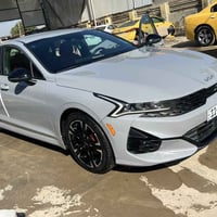 كي فايف اللبيع مواصفات معروفه دواخل احمر ماشيه ١٥الف سيارة موديل ٢٣بدو...