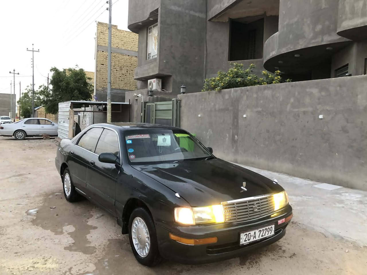 *_الرقم ﴿‏‪***********‬‏﴾
(السعر 44وبيها مجال للشراي)
السلام عليكم 
للبيع سياره تيوتا كراون بطه متصل موديل <1992>
رقم ( ديالى دولي ) 
سنويه لغايه ٢٠٢٧
تحويل ثاني يوم 
مكينه وكير (2500)
تخم تاير حداديه خير من الله 
سياره مكفوله من الضربه القويه والكصه والنقل جثه شاشه ايباد  سياره مصبوغه عام جماليه كهرباءيات كلها شغاله من الطول للطول شاشه رونات حماوه بانزين كيلو متر كله شغال
سياره مال بيت 
للاستفسار الاتصال على الرقم التالي
