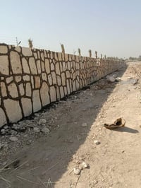 لعمل السياجات و المزارع و المسنايات من حجر شغل درجه اولى رقم واحد الاس...