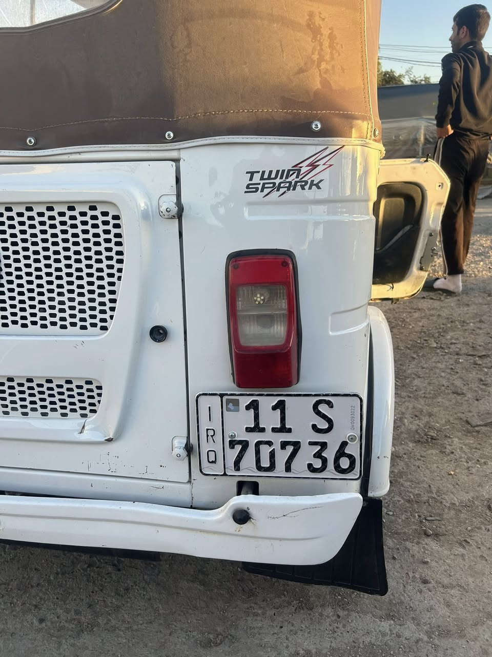 للبيع ٢٢ السعر 8200 اتصل *********** الشعله شارع ستين
