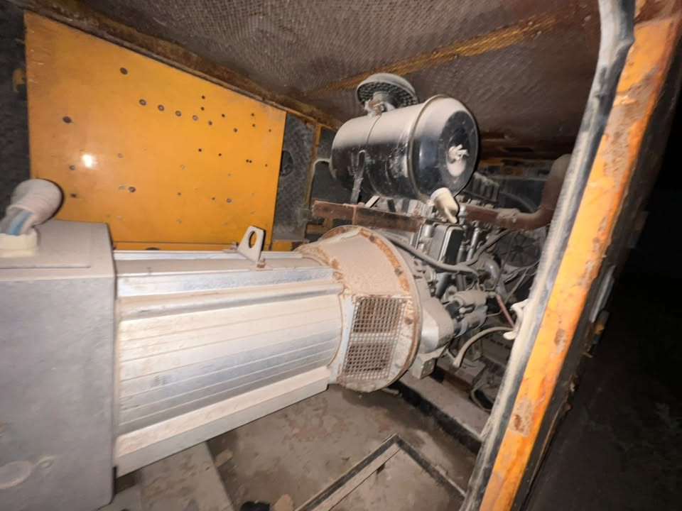 السعر 12 ورقة قفل 

مولدة 25 KVA للبيع

استخدام قليل جداً ومخزونة منذ فترة
كاملة وعلى آخر حباية وما بيها أي نقص نهائياً
حالة جيدة وجاهزة للفحص والمعاينة

📞 للتواصل والاستفسار:
***********
موقعها كربلاء/الهنديه
