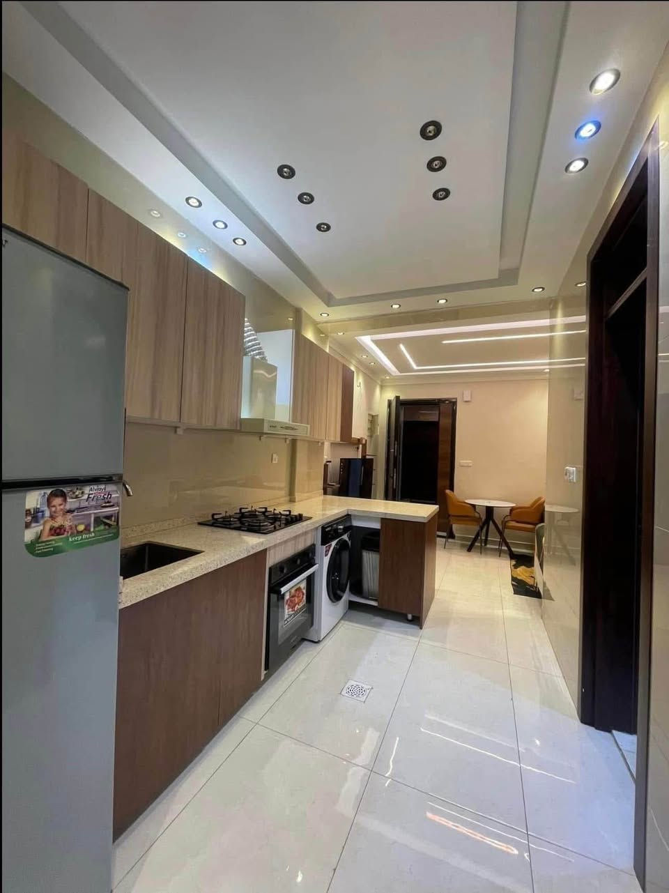 السلام عليكم توجد شقه للإيجار مؤثثه vipفول تحتوي على غرفتين نوم وصاله وخدمات العنوان المنصور / حي المتنبي   للاستفسار  أكثر
*********** بغداد, العراق
