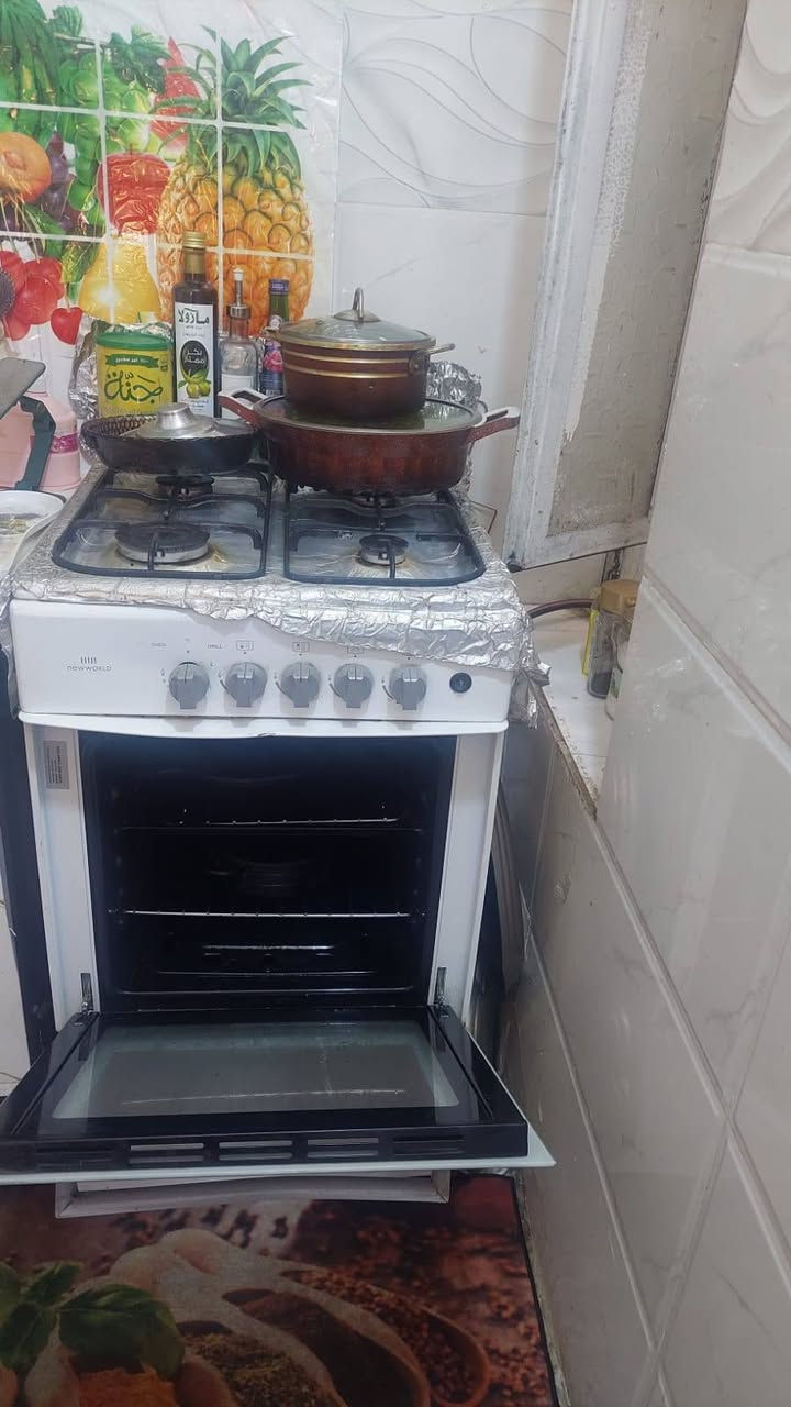 السلام عليكم من رخصة الأدمن تخم قنفات للبيع350الف وبي مجال وتكمه ثگيل وعشر مقاعد ومبرده جديده 100بيه مجال استخدام اسبوع والله غساله جديده استخدام3شهور170بيه مجال وطباخ وقنينةغاز160وبي مجال وثلاجة حجم الكبير جديده استخدام4شهور550جديده وبيه مجال وميز طعام جديد استخدام شهر100بي مجال الاتصال عاالرقم***********
