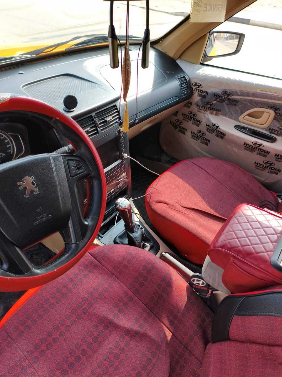 سلام عليكم  بيجو بارص مديل 2023
سيارا حلو او نضيفه  سيارا ما ماشيه. هواي 
بيها ضربا جاملغ الخلفي  السعر خاص الستفسار ***********
