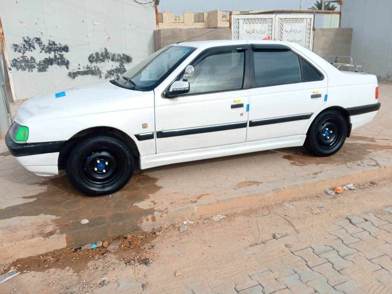 ٤٠٥ مديل ٢٠١٢ بيهه مكانت بسيطه صبغ جمالية السعر٣٥ رقم بغداد دولي مكاني نجف التبزيد قاعدة الفان مكسوره والفان واكع بس موجود بس. ابيعك عاطل
مراوس a5 محور


**إذا كنت صاحب هذا الإعلان وتريد حذفه لأي سبب، رجاءا أرسل رسالة إلى الدعم الفني**