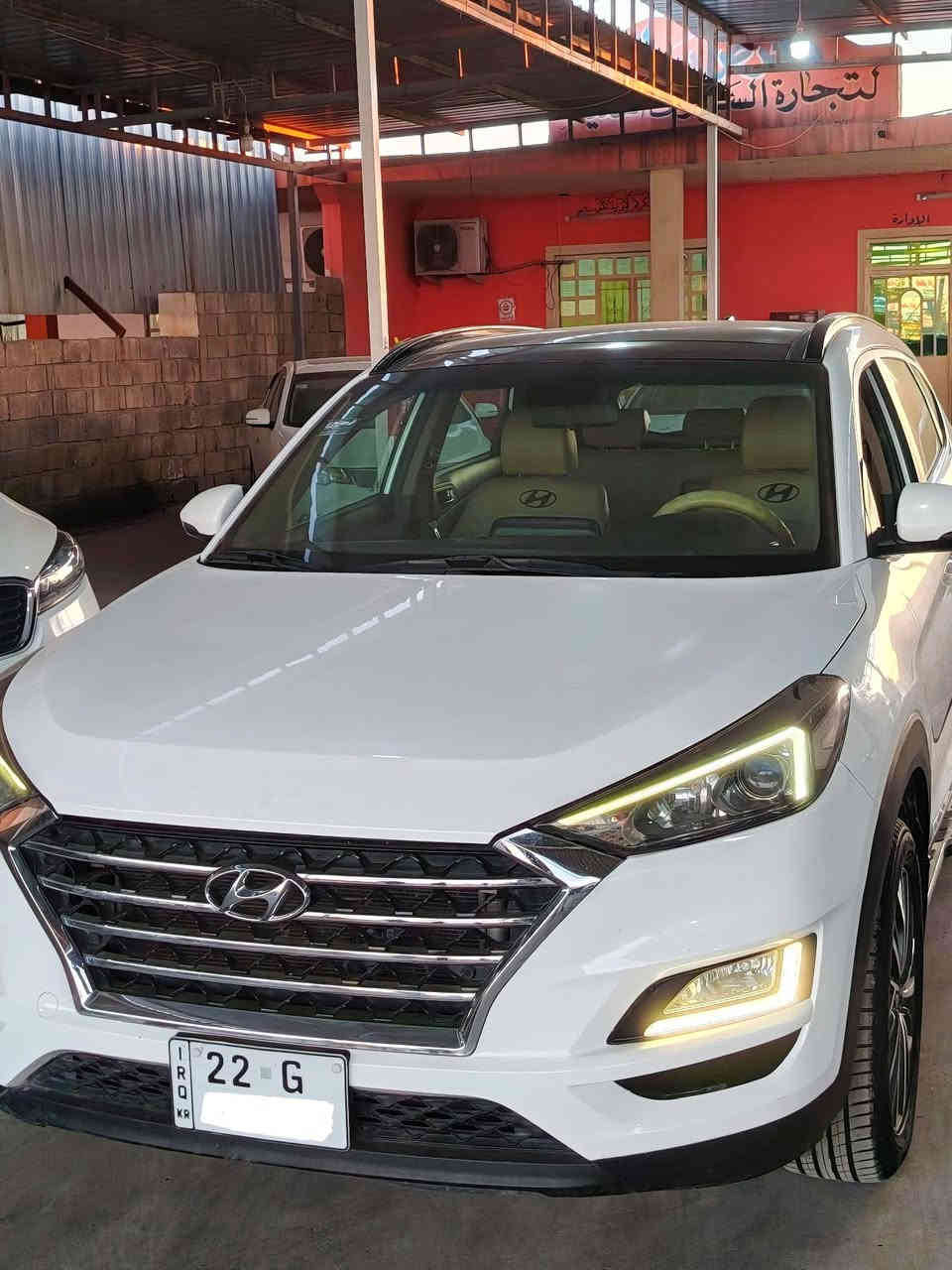 سلام عليكم توسان 2019 كوري فول مواصفات واحد ع واحد ماشيه 150 مكينه مامفتوح رقم سنوية هزه جديد 
بيه ملاحظه يم الايت كرت كد الشبر أقل مراوسه حسب القناعة عنوان طريق اربيل موصل ناحية برطلة
للاستفسار ***********//***********
السعر 210 $$ وبي مجال
