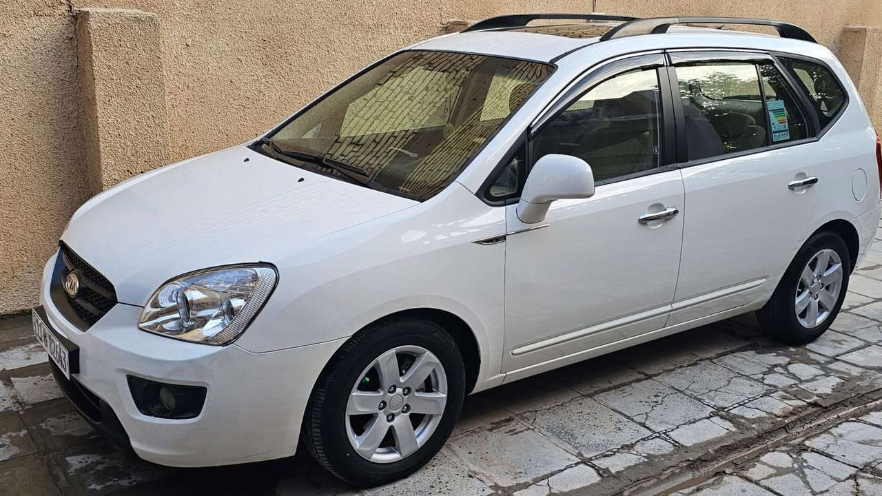 كيا كارنز 2009 خليجي مكفول  ***********
كيا كارنز وارد خليجي شركة كيا الدولية العراقية موديل ٢٠٠٩ رقم بغداد دولي جديد مكفوله من الصبغ والضربه والفتح فقط بارد محرك ٢٤٠٠ جديد كير جيد حداديه جاهزه وكاملة تخم تاير تبريد جديد غرفته جديده لايت ناصي عالي زنون ويل كب فتحه فول تحكم ستيرن تبريد خلفي ارباك شاشه كار بلي كامره خلفيه كامرة داش كم تصوير الحوادث سعره 123 ورقه .
 مكاني النجف الكوفة 
***********
