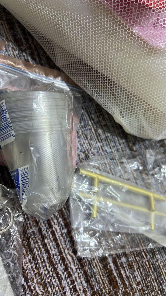 مجموعة اداوات ريزن
كولشي تحتاجي قوالب عدد 20 قالب
والوان وادوات خلط وميزان وكولشي
واكسسوارات وورد مجفف 
كلهم اريدهم ب 75 الف
وتوصيل مجاني 
ووياهم بطل ريزن 1-2


**إذا كنت صاحب هذا الإعلان وتريد حذفه لأي سبب، رجاءا أرسل رسالة إلى الدعم الفني**