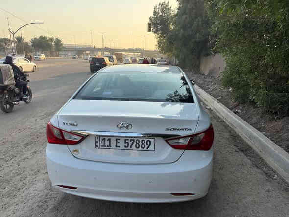 السلام عليكم مكلف بالنشر. هونداي سوناتا 2013 وارد خليجي المواصفات الشركة العامة محرك 2400 دوش قطعتين تبريد مري شفط ويل كب تحكم ستيرن السيارة نظيفة جدا مكفولة من صبغ وتبديل وبارد محرك ابلادي مابيهة نقص الحمدلله رقم بغداد انكليزي تحويل مباشر السعر 142 مكان السيارة بغداد جانب الكرخ حي العامل قرب البانزين خانة*********** بغداد
