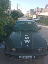 وبركاته بي ام زعرة للبيع  لون زيتوني  محرك مفتوح 6 سلندر كير عادي  سيا...