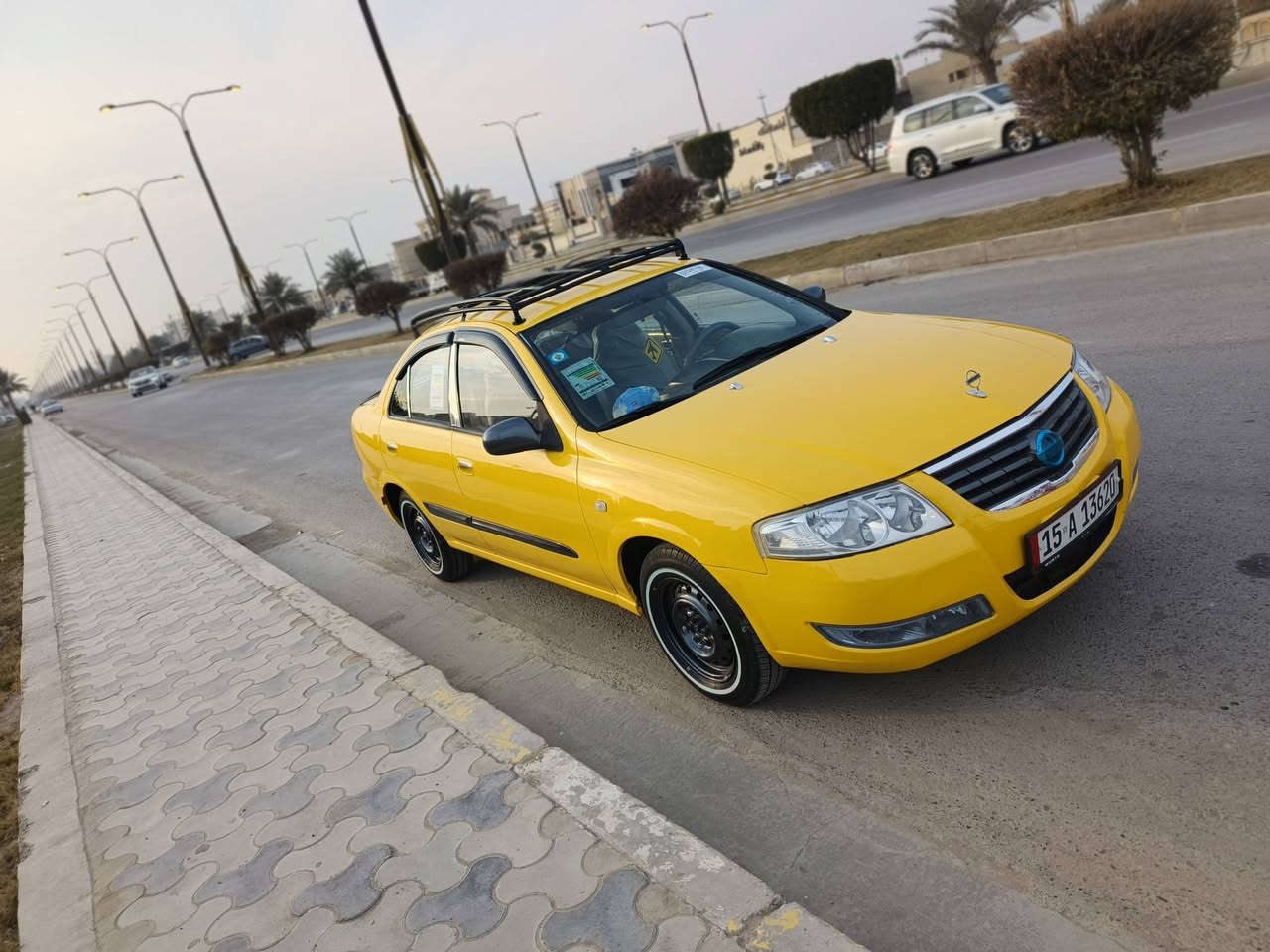 سلام وعليكم سني بدي كوري موديل 2008 
رقم نكليزي انبار محرك وكير وصدر جديد 
تخم تاير شاده جديد تبريد جاهز تتفه شغاله كهربائيات كله جاهزه مصبوغه جديد بدون ضربه 
مكان السياره فلوجه شارع ٤٠ 
السعر ٨٠ وشويه بيه مجال 
***********
