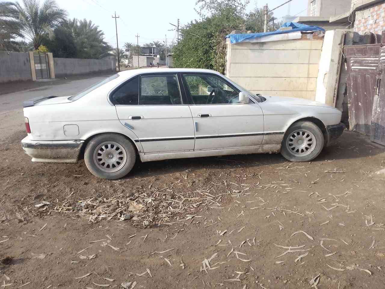 اسلام عليكم بيم دبليو حجم 525  ،سنويه 30 مكينه خير من الله سعر 40قفل المكان ديالى الخالص الهاتف *********** بعد تفاصيل
