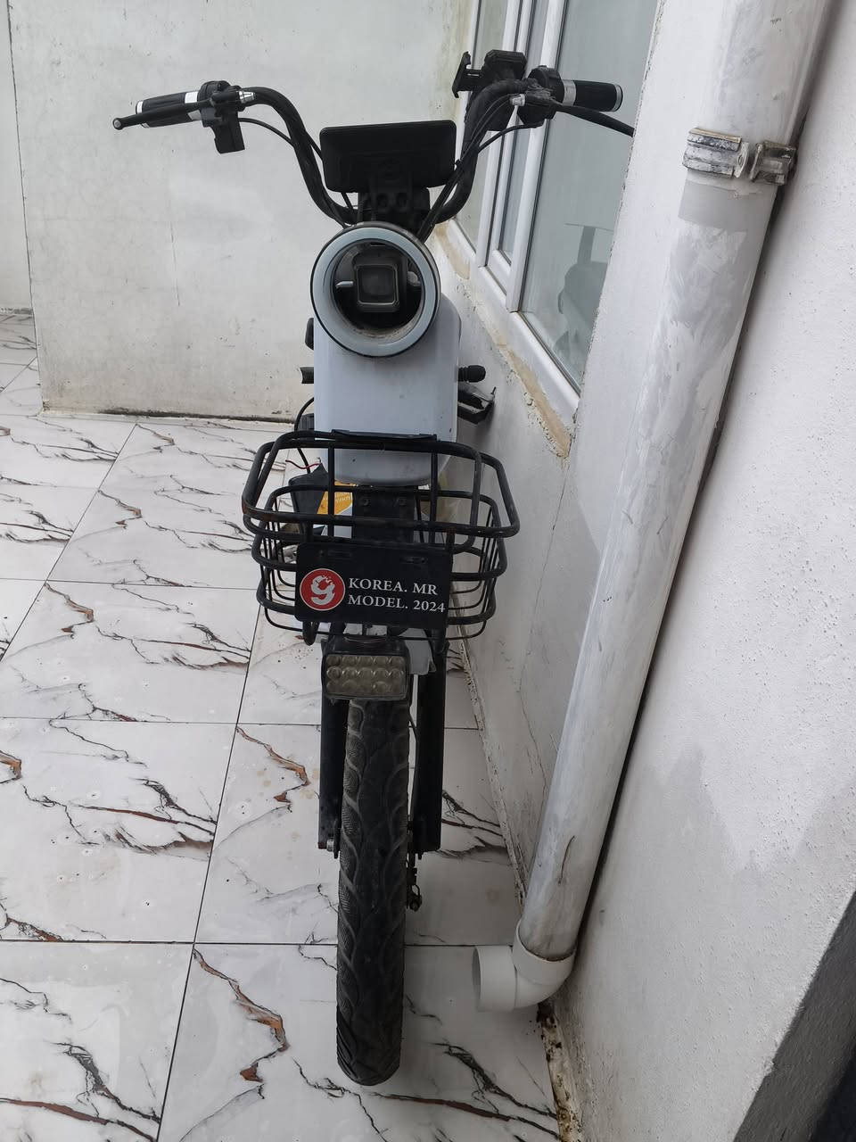 بايسكل شحن للبيع موديل 2024 حجم 20 عيوب مالتة لازم تبدل بطاريتة سعرة 125 الف بيها مجال منو يريد يراسلني واتساب *********** او مسنجر
