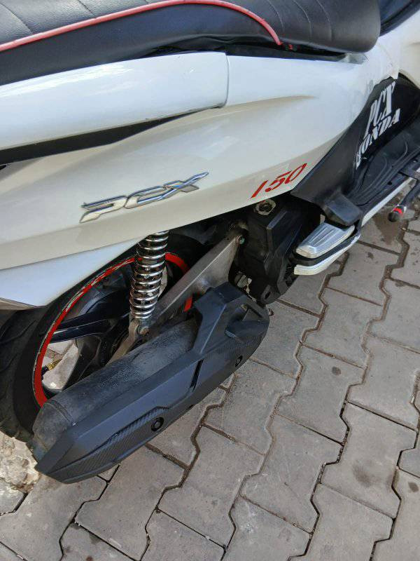 سلام عليكم 
بي سي اكس مكفولهوحيب لوري فيتريه وفحص
بيع او مراوس بطح أو كولدن 
مكاني بغداد الحريه حي العدل ***********
