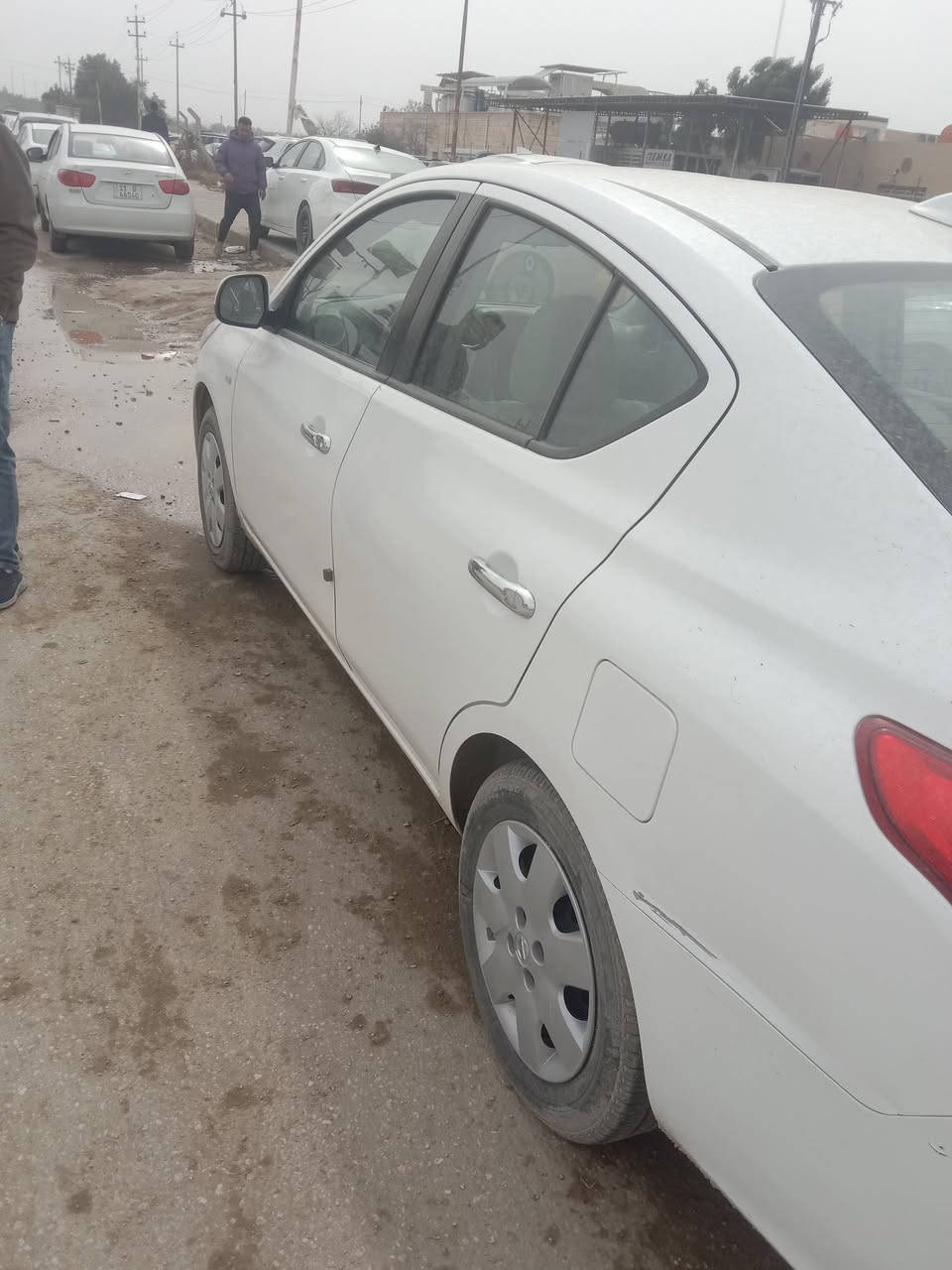 السلام عليكم نيسان سني موديل 2024 هندي بليته زركه ماشيه 16 رقم اربيل تريد تحويل او وكاله السياره كفاله عامه من كلشي فقط هذا الشخط الصغير كما موضح بلصوره باقي السياره كفاله حتى من الرصعه السعر 126 بيه مجال قليل العنوان بابل مركز المدينه ***********
