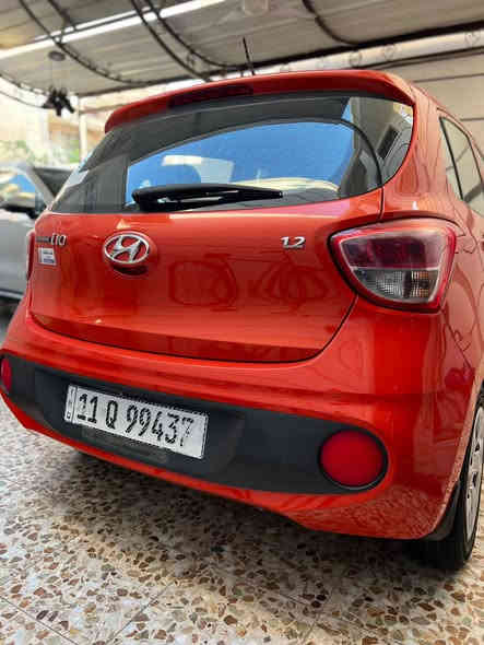 السلام عليكم عندي هونداي كراند اي تين ٢٠٢٠ ماشيه ٤٥ الف مكينه اربعه سلندر جام كهرباء كير اوتماتيك سنتر لوك كامره شاشه داخل لونين السياره بيها فقط جاملغ صبغ بدون دواخل السعر ١٠٧ مكاني بغداد السيديه رقم بغداد دولي بسمي سنويه وهزه ورقم كله جديد للستفسار ***********
