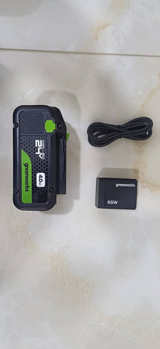 السلام عليكم 
دريل شحن ماركة GreenWorks فيتنامي اصلي 24 فولت مع بطارية واحدة 24 فولت 4 امبير 12 خلية حقيقي شحن تايب سي .كل الملحقات اصلية انتاج 2024 ..
السعر ١٥٠ الف مع التوصيل


**إذا كنت صاحب هذا الإعلان وتريد حذفه لأي سبب، رجاءا أرسل رسالة إلى الدعم الفني**