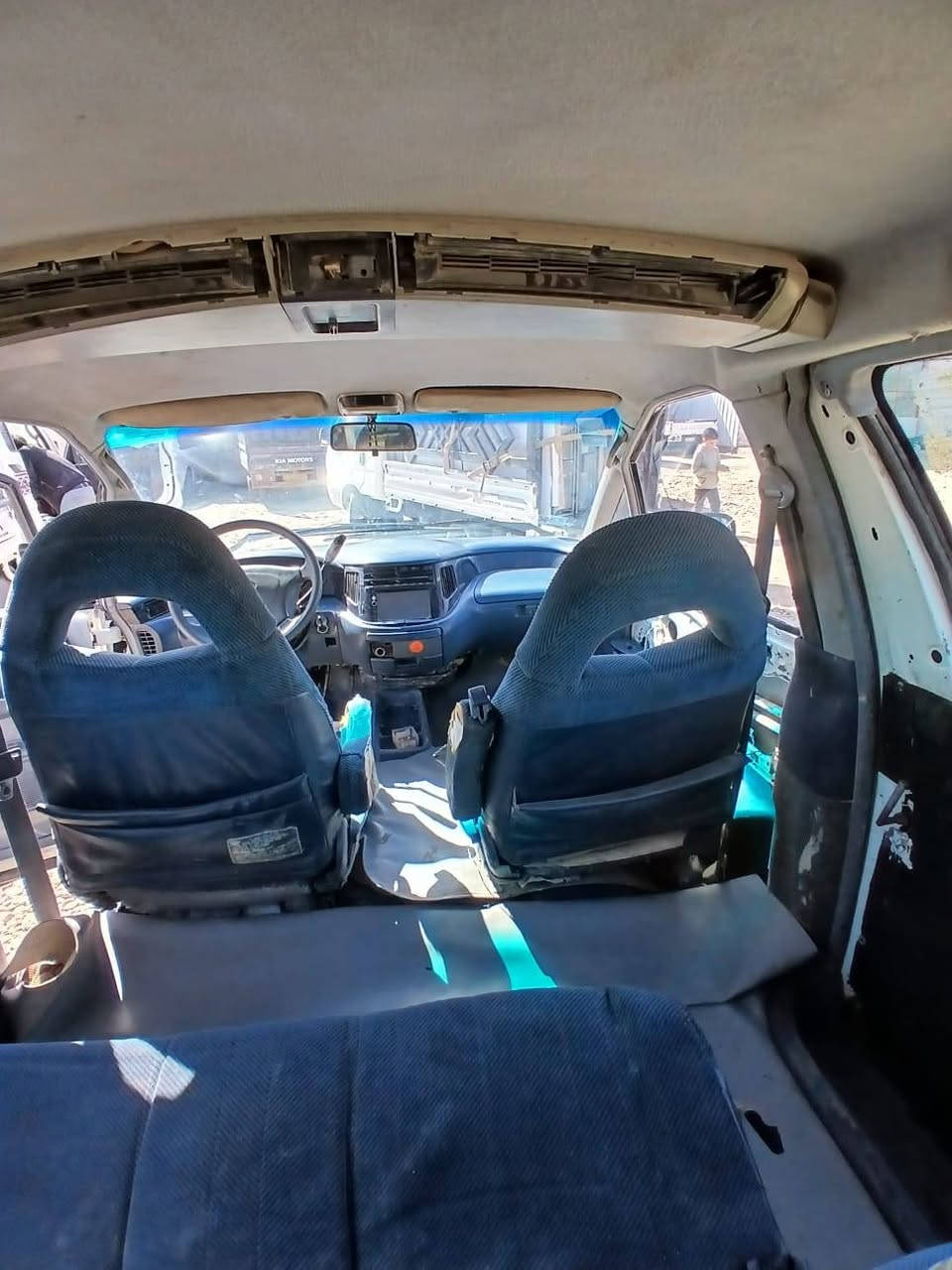 اسلام عليكم للبيع تويوتا بريفيا رقم كربلاء رقم انكليزي سنويه لل30 كير اوتوماتيك  جاهزه من كلشي بس محرك ينقص قليل مكاني واسط العزيزيه موديل 92. السعر 33ورقه وبيه مجال  ***********
