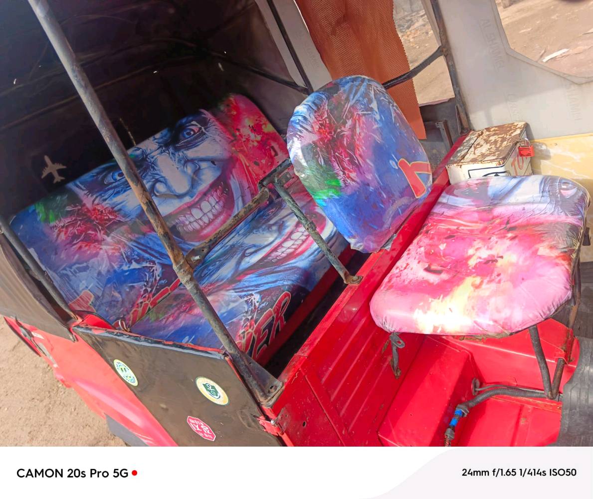 سلام عليكم تكتك بياجو للبيع مديل 2018 رقم وسنويه إنكليزي سنويه نافذه لل2028 /محرك محور TVs خير من الله ناعم/ كهربائيات شغاله مجموعه البريك كلها جديده مبدله قمجيات كلها جدد بوربرنات مال وياله كلها جدد بين قوسين الميكانيك إخوان كله امبدل جديد تخم تاير جواها تكتك جاهزه كبل لشارع ربع دينار متصرف عليها كامله عل أخير/  تحويل مباشر لاتعبك ولاتعبني ونضافه الكشر كدام عينكم مامضمومه حيل نضيفه خياسات ماكو بلكشر ولابلجامرلوغات من جوه انضاف قطره خياس مابيهن
سعر 3750 وبيها مجال بسيط /عنوان ديالى الكاطون 

***********
