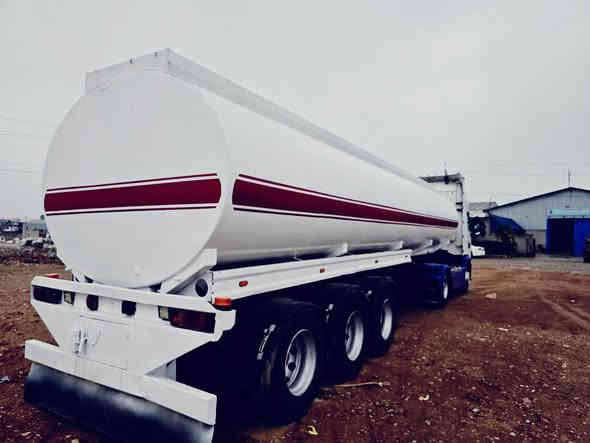 ژ.م/***********
اسكانيا موديل 2002حجم420انجيكتر/تةبريد رتايدةر سلاجة سپليت /سةنةوي تةنكر تريلة دةبل تاية 47 طن 
سةنةوى نوئ 
سعر /220$ أربيل
