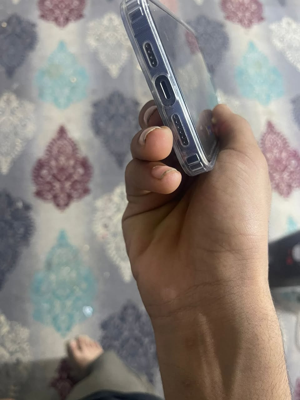 سلام عليكم شباب ايفون 14 برو ماكس شرق اوسط ذاكره 256 بطاريه 100 فيس ايدي شغال جهاز نضيف كلش مبدل بي شاشه الصليه وبطاريه الصليه شرط الفحص وضهر هم مبدل سعره 650 قفله كلش جهاز نضيف ومرتب العنوان بصره زبير رقم الهاتف ***********
