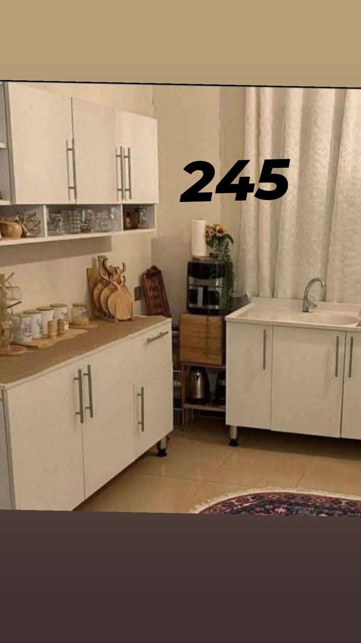 كاونترات خشب MDF ضد الرطوبه والمي
القياس ارضي وملحق متر ونص 
سنك متر و 20 مرمر 
 
#احجزوا_الان  #مطابخ 
#ديكور_مطبخ  #كاونترات_مطبخ #كاونترات


**إذا كنت صاحب هذا الإعلان وتريد حذفه لأي سبب، رجاءا أرسل رسالة إلى الدعم الفني**