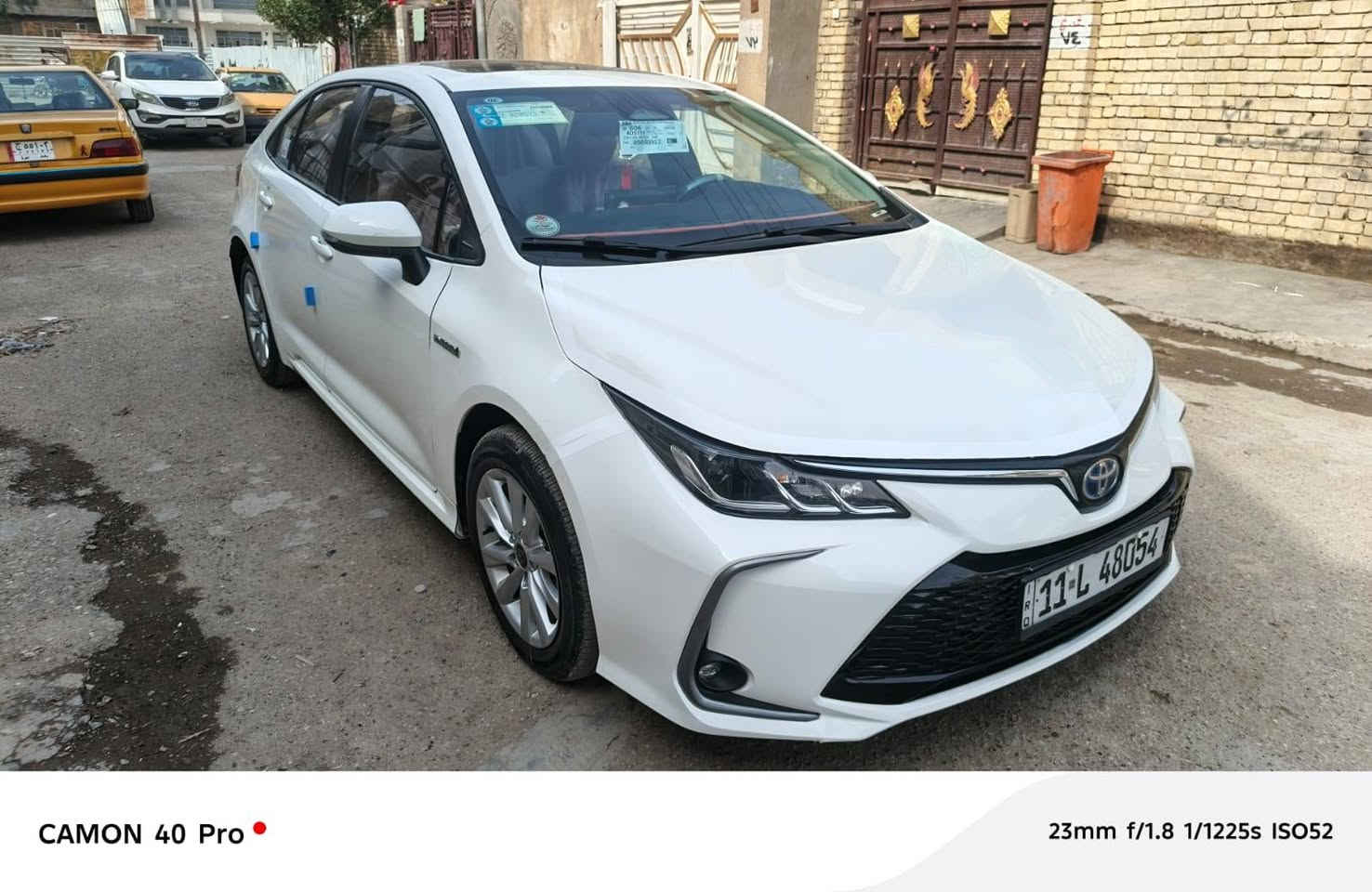 السلام عليكم كورلا موديل 24
رقم بغداد 
بأسمي فول مواصفات 
فتحه بصمه 
كشنات كهرباء 
شاشة 
داخل احمر جلد بلاد
قطعتين تبريد 
بصمه ابواب وسبير مانانزل
السياره مكفولة كفاله عامه عل وضع الشركه هزه جديده
كل غراضها مال الشركه وياها 
مكان بغداد 
السعر 148
رقم الهاتف ***********
