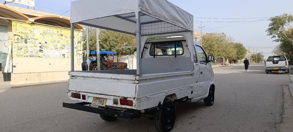 ها نفي مو ديل 2007 مكفول محرك كير اكسل بشرط كهربائي بشرط اي نقص مابي تايرات جديد منفيس اصلي اورق كامل بدون صبوغ بشرط ***********
