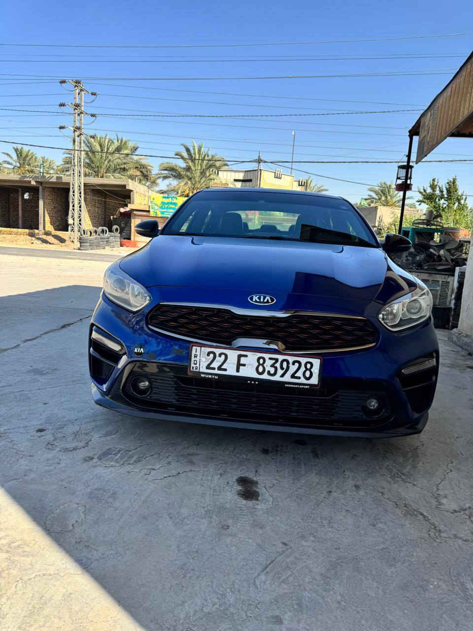 السلام عليكم 
كيا فورتي   السعر 125
موديل 2021 
مواصفات GT 
فول نقصها فقط فتحه
كشنات جلد وحضن
شاشه كامره 
تحكمات جهتين
رادار امامي
قياده ذاتيه
رادارات جانبيه 
لدات اماميه وخلفيه 
محرك 2000 دوش
عليها منظومة غاز يعني تنسه الدونز ولعطلات 
رقم اربيل سنويه باسمي 
هزه وفحص مروري وسنويه كلها جديد قبل شهر حولتها
لسيارة كامله وجاهزه من كلشي اي نقص مابيها مكان السيارة حله شارع 40 
للتواصل ***********
