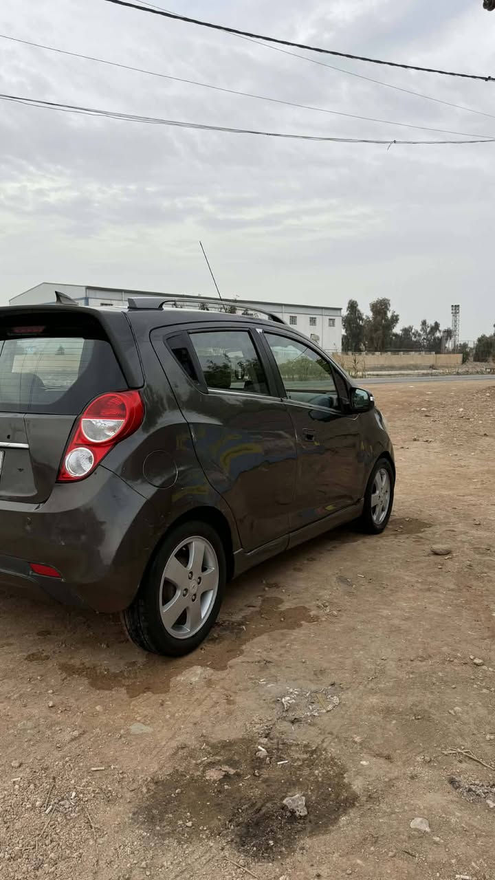 سلام عليكم 
شوفر ليت سبارك للبيع 
سياره جاهزه حداديه تدفئه تبريد 
رقم بغداد دولي 
مكان سياره كربلاء 
مامتواجد بل فيس 
***********
