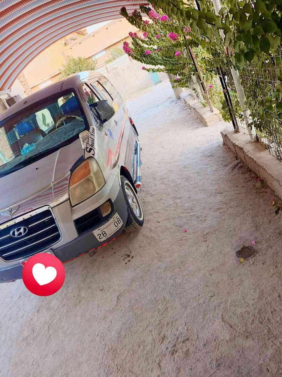 السلام عليكم ورحمة الله وبركاته ستاركس للبيع موديل ٧ مكفولة كفالة عامة محرك مفتوح تبريد تدفئة شغال بس يحتاجلة غايش رقم صلاح الدين إنكليزي كفالة عامة السعر ٩٦ وبيهة مجال العنوان بغداد التاجي للاستفسار الاتصال على الرقم التالي ***********
