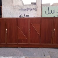 ميز • نضيف • رميثة