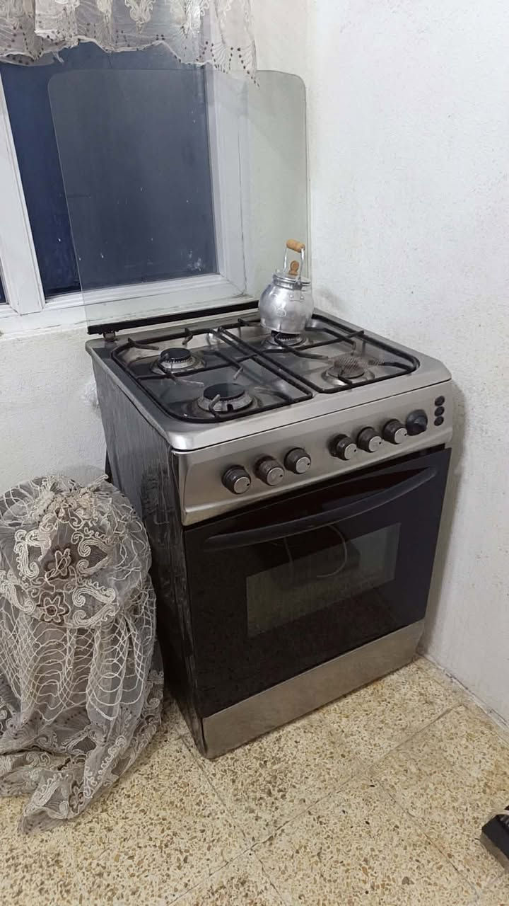 سنك متر سعر 50بي مجال 
طباخ شرط شغل فرن هم شغال سعر 75بي مجال 
ثلاجه شرط شغل سعر 120بيها مجال مكان موصل حاوي الكنيسه تواصل خاص رجاءا متابعة للحساب


**إذا كنت صاحب هذا الإعلان وتريد حذفه لأي سبب، رجاءا أرسل رسالة إلى الدعم الفني**