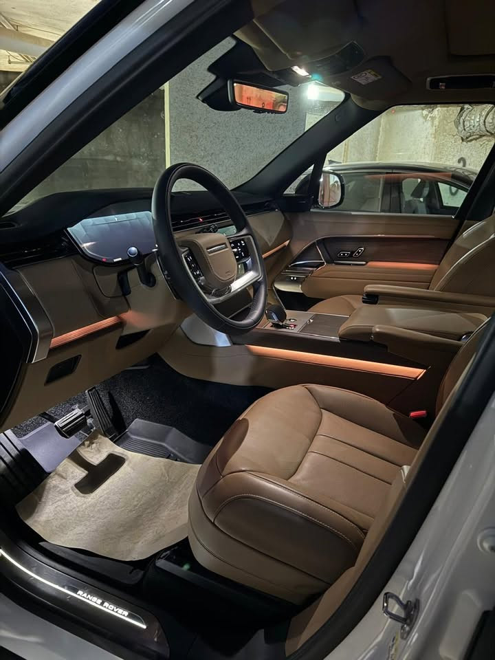 رانج روفر 2025 🇬🇧 p360 V6
RANGE ROVER 2025 🇬🇧p360 V6 

ضمان وكالة سردار ✅

كفالة عامة من الشخط والطخة

عداد المسافة المقطوعة 3000 k/m 

للتواصل على الوتساب 
***********
