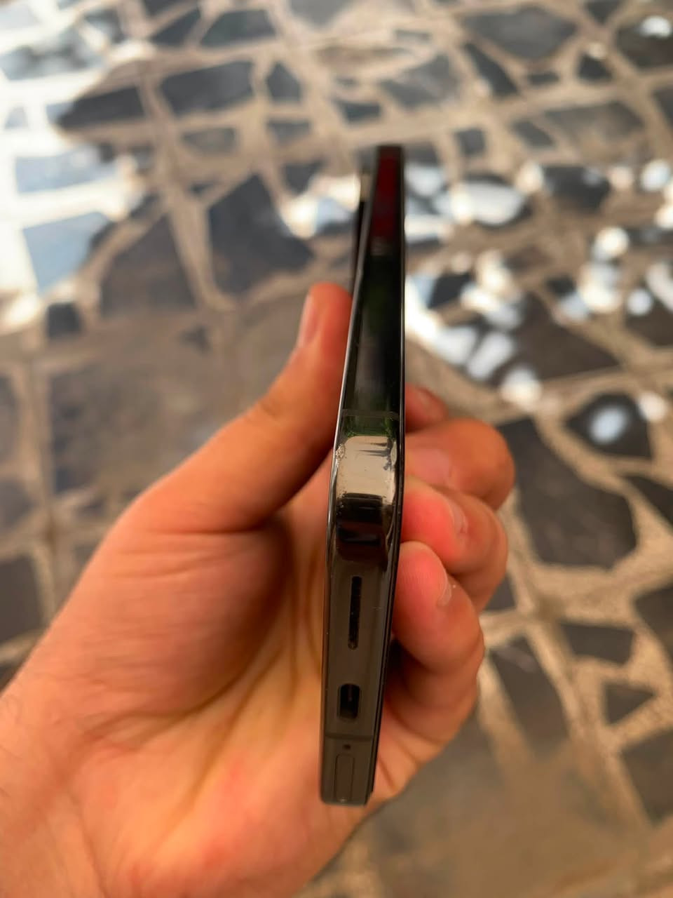 السلام عليكم 🌹
جهاز گوگل بكسل ٩ برو اكس ال 
Google Pixel 9 Pro Xl

مواصفات عالمية ..

نظافة 97% - لون اسود 
ذاكرة 128 گيگا والعشوائية 16 گيگا ..
ووتر بروف ما داخل صيانة .
مع كڤرات من شركة گوگل اصلية وشاحنة .

للبيع بسعر 725 الف ..

العنوان بغداد .. للأستفسار الأتصال :
***********
