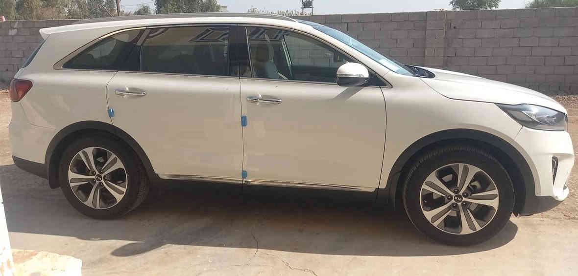 سورنتو  ٢٠
رقم سليمانيه   
 بصمة تشغيل + ابواب +بانوراما
6 سلندر  حجم 3500 ماشيه 109حقيقي
كير 8 سرعات 
كشنات  كهرباء 
كامرة دواره
حساس امامي خلفي
 3قطع تبريد7 راكب
تحكم سترين جهتين 
بردات خلفية أريل نفكيشن 
مري ترحيب عند الإقتراب+أشارة
فتح الصندوق التلقائي عند الاقتراب إليه 
4 أنظمة قيادة 
جنطة كهرباء ذكية
شاحن واير ليس 
السيارة جديدة
مكفوله كفاله عامه 
 السعر 270 وبيه مجال              
للتواصل رقم الهاتف ***********                              مكان السياره واسط العزيزيه
