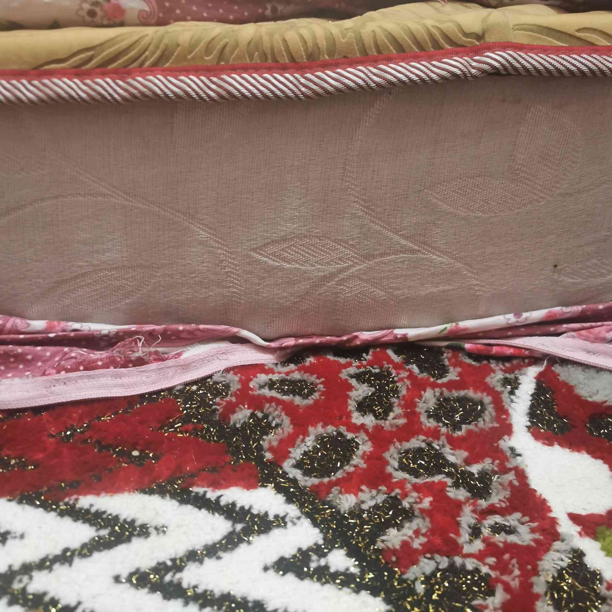 للبيع اصلي مينزل اخذته  اريده 100بي محال


**إذا كنت صاحب هذا الإعلان وتريد حذفه لأي سبب، رجاءا أرسل رسالة إلى الدعم الفني**