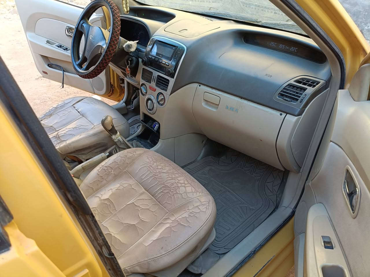 السلام وعليكم شيري 2013 مركز*********** صدامي مابيهه اي نقص السعر 12 ناصريه مركز***********
