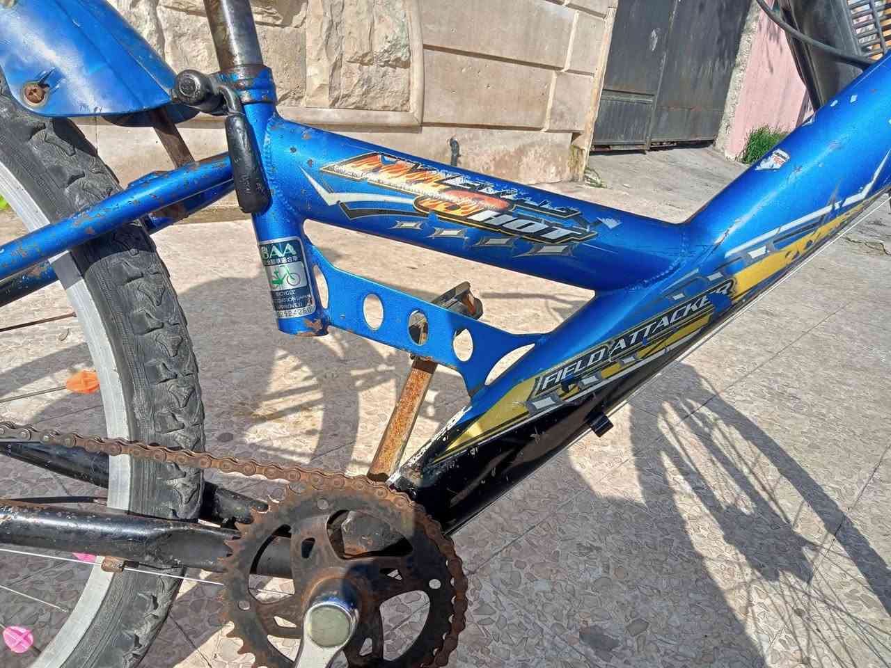 بيسكل مال باله اصلي
حجم، 24
كامل كلو شغال كير وره 7نمر
بريك بنز ويل الكدام دينمو شغال
سعرو 75 وبي مجال على الخاص


**إذا كنت صاحب هذا الإعلان وتريد حذفه لأي سبب، رجاءا أرسل رسالة إلى الدعم الفني**