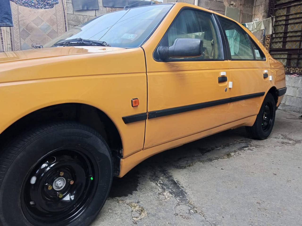 سلام عليكم بيجو جيلكس 2010 كير ومكينه وتبريد حدادة خير من الله لاضربة ولا تبديل المكان بغداد حي نصر رقم الهاتف ***********
