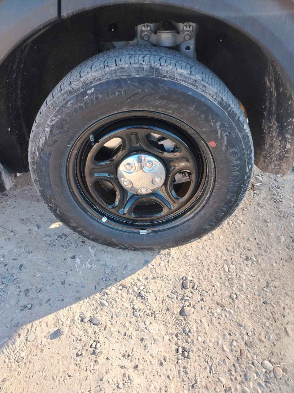 السلام عليكم 
للبيع اوياله فورد اكسبلور تخم بوليسي  
شرط النضافه فول مال زيرو 
الاستفسار  ***********
