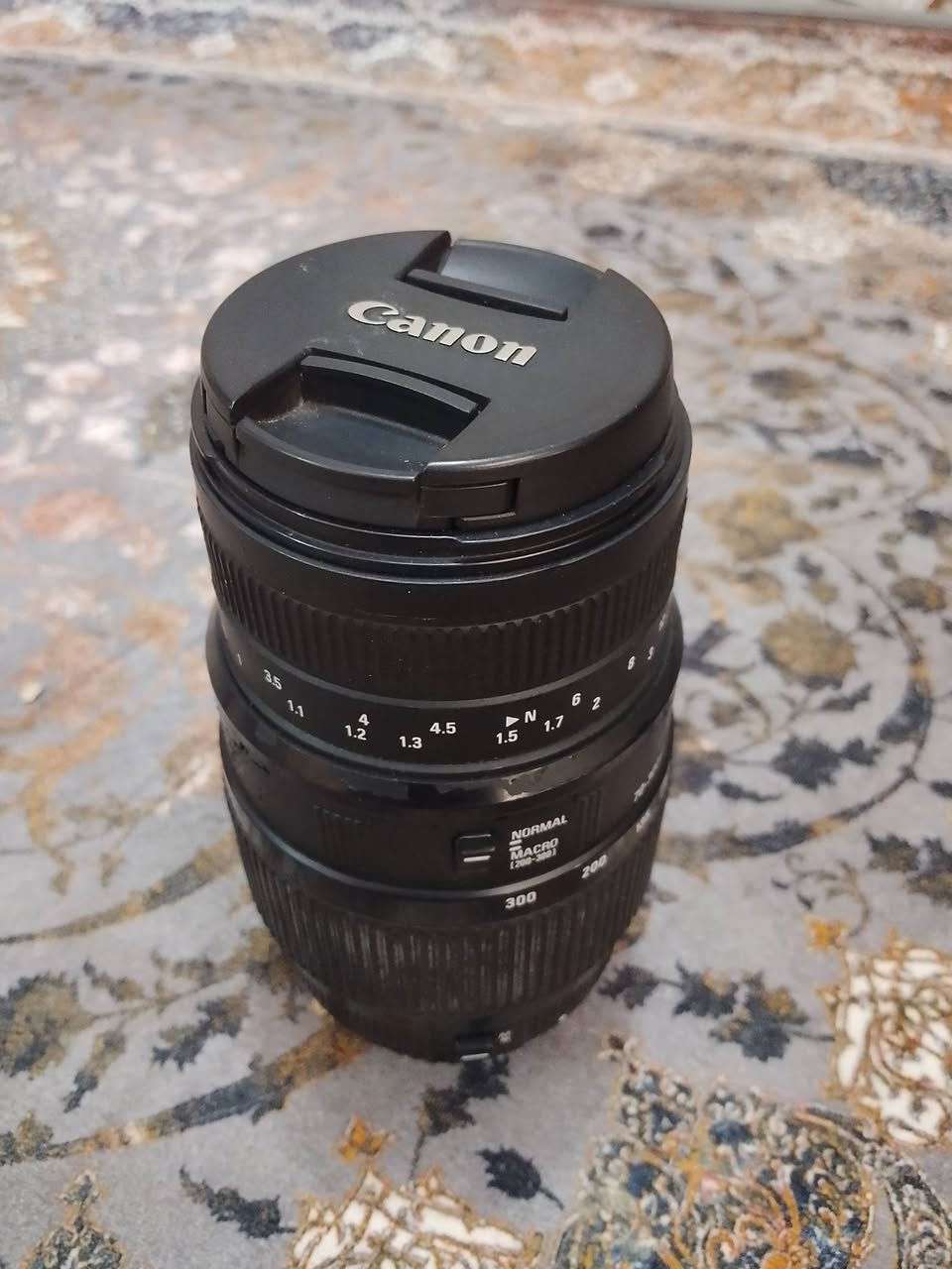 كامرة canon 250d للبيع:
----------------------------------------------------
الملحقات:
شاحنة عدد:1
عدسة 70-300
رام 16G
جنطة
ستاند طول180 ، عدد:2
----------------------------------------------------
الكامرة استخدام قليل جداً 
----------------------------------------------------
للأستفسار خاص.
----------------------------------------------------
مكاني:الديوانية / الحمزة الشرقي


**إذا كنت صاحب هذا الإعلان وتريد حذفه لأي سبب، رجاءا أرسل رسالة إلى الدعم الفني**