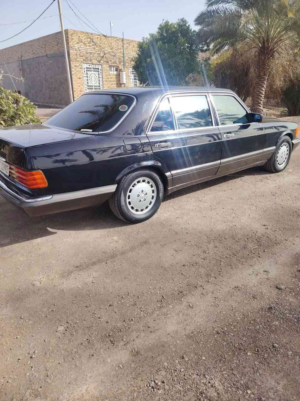 السلام عليكم جامبو 92 بغداد حجم 560 يعني 8 سلندر مصبوغة عام بدون حادث غرفة جلد اسود جاهزة مداور سنوية ل 28 تخم تاير تبريد غير متواجد عالنت موبايل ***********
