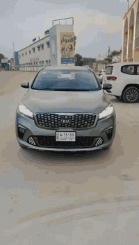 السلام عليكم للبيع سورنتو موديل 2016 وارد امريكي 6سلندر 7راكب سياره جاهزه من كلشي  مكينه كير حداديه تخم تاير كله جديد تحويل مباشر السعر 160بيه مجال المكان الحله بيه 3 قطع بنيد وجاملغ وباب فقط بدون داخل رقم الهاتف ***********
