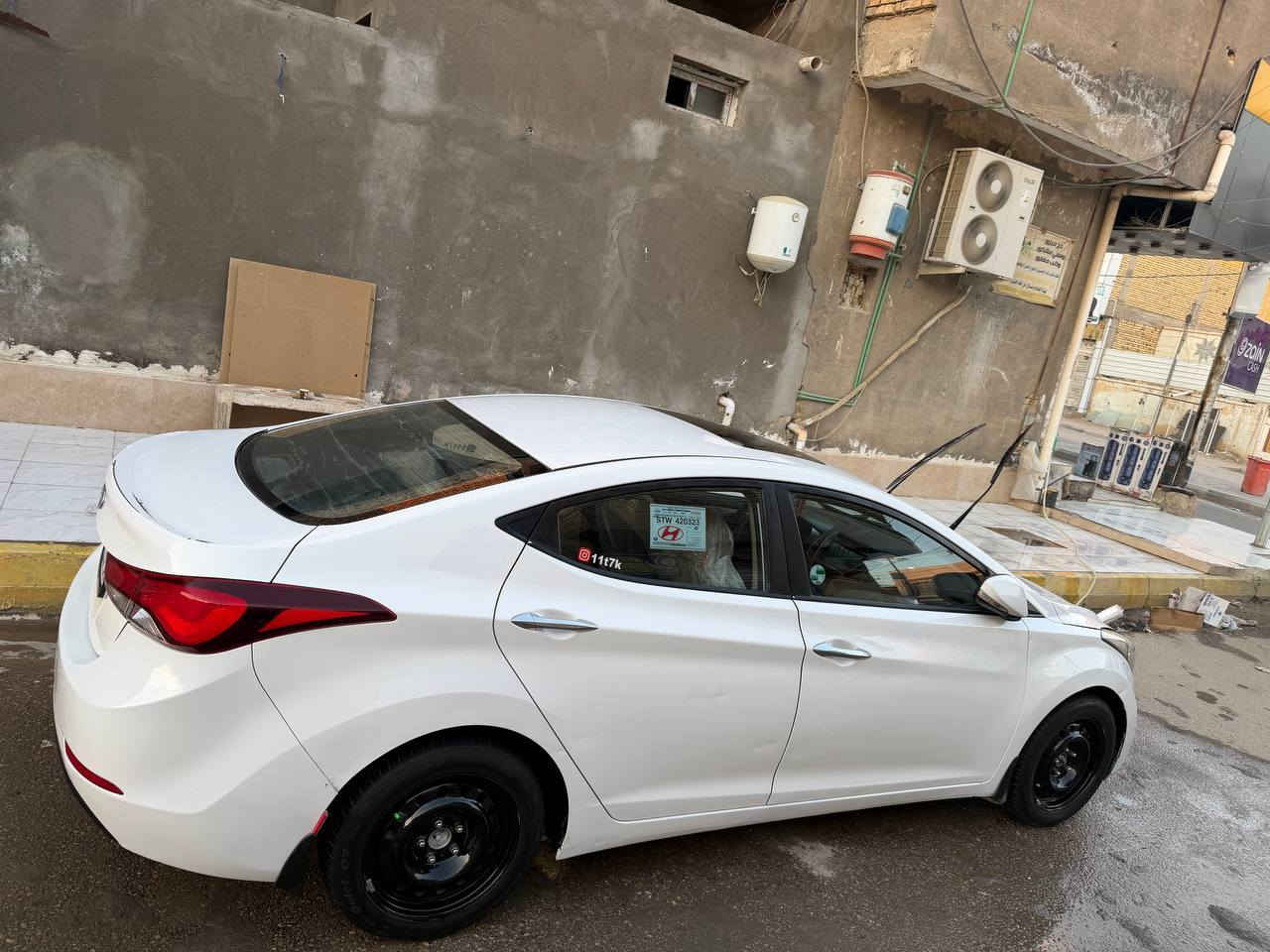 السلام عليكم للبيع الانتر 2015 خليجي محرك 1800دوش فول موصفات قطعتين تبريد ثلج كير مكينه حداديه كفاله تخم تاير ويل دوريه السياره جاهزه للخير بسمي مداور وكاله داخل صاج  السياره جديده استخدام شخصي السعر 127بيه مجال حك الجيه  مكان ناصريه مركز ***********
