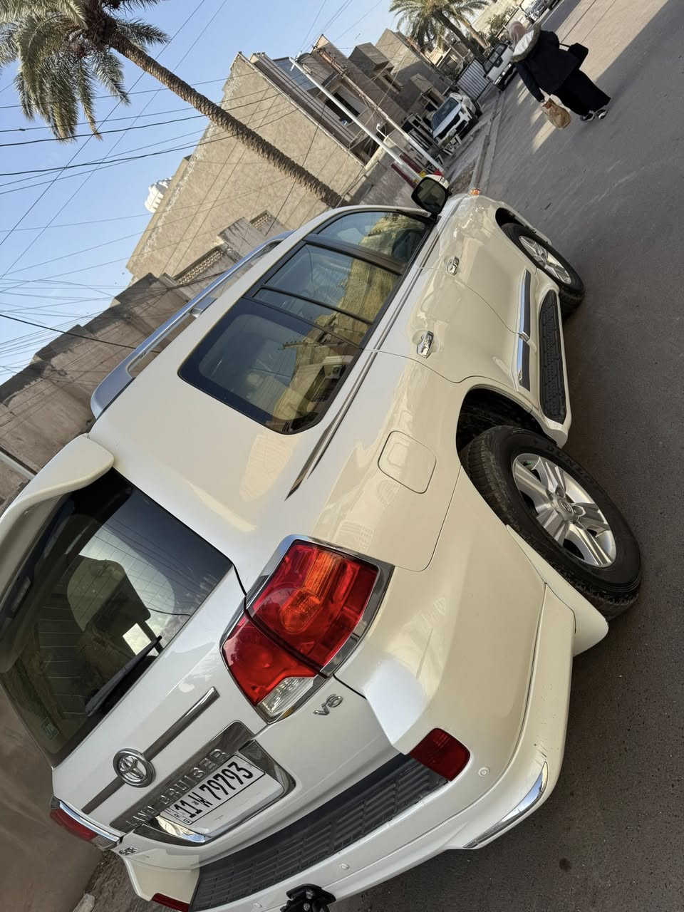 تويتا لاند كروز موديل (2015) 
سياره مواصفات GXR سياره (V6) سلندر
سياره كفاله عامه دعاميه لي دعاميه 
بدون صبغ +بدون شخت + بدون حالوب 
بدون رمل  _ بدون حصوه+حتا دعاميات 
 
سياره ماشيه (١٢٠) الف كيلو فقط حقيقي
سياره مواصفات (GXR )
(  مواصفات جهان) 
( صلايت + سلاجه  
كوشنات كهرباي ٣ دگم _ حاساس خلفي و امامي_ بصمه + كاميرا بلايت +6ايرباك + لايتات زينون+ +داغل بيجى+دابل اكسل  ) السياره رقم بغداد بسمي تحويل مباشر السعر 430 وبيه مجال الاتصال ***********
